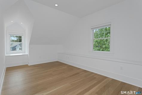 16R Old Stamford Road New Canaan CT 06840