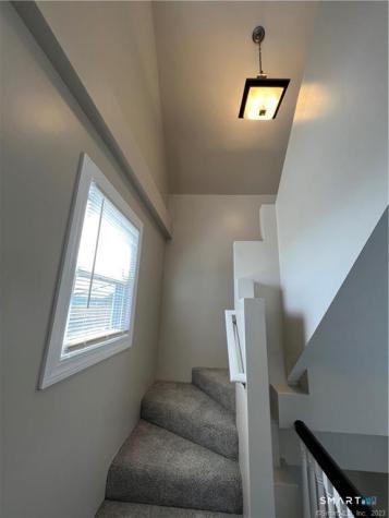74 Ledyard Avenue Groton CT 06340