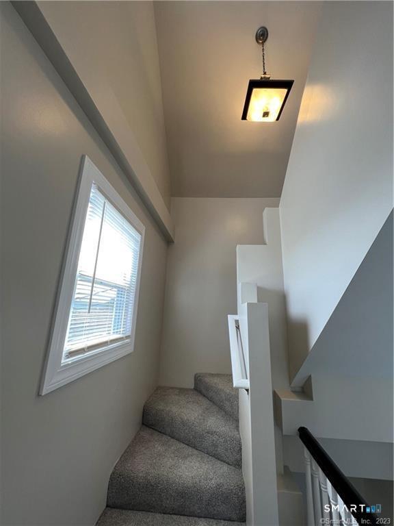74 Ledyard Avenue Groton CT 06340