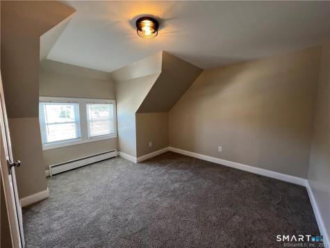 74 Ledyard Avenue Groton CT 06340