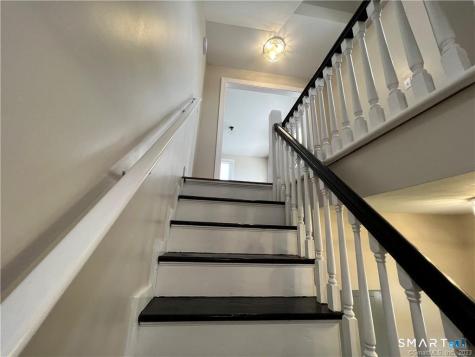 74 Ledyard Avenue Groton CT 06340