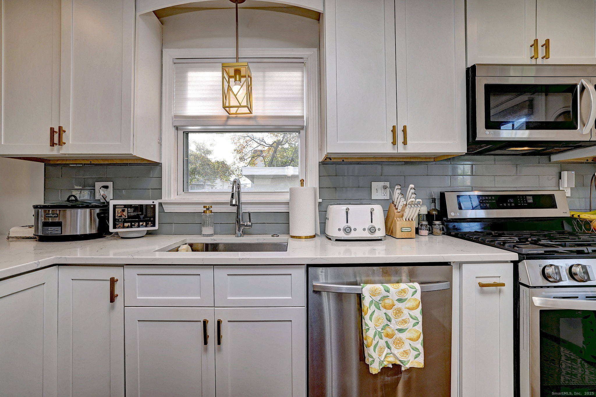 40 Hazelwood Avenue Milford CT 06461