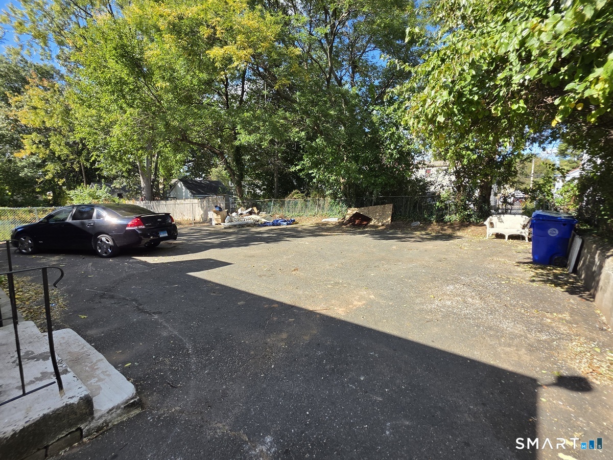 148 Sisson Street East Hartford CT 06118