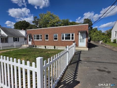 148 Sisson Street East Hartford CT 06118
