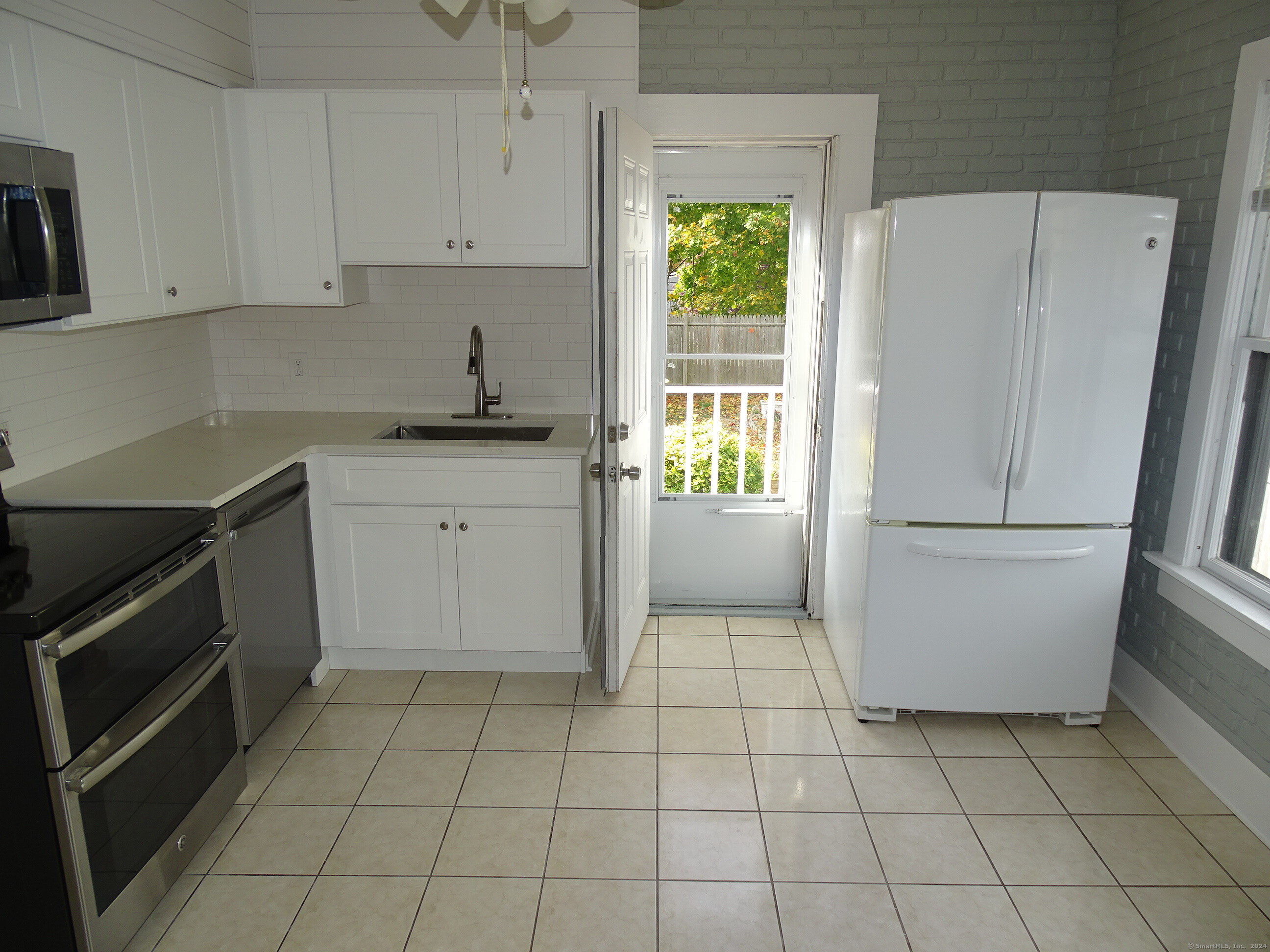 45 Olive Street Waterford CT 06385