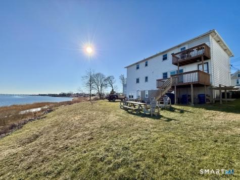 3 Bayview Place West Haven CT 06516