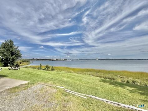 3 Bayview Place West Haven CT 06516