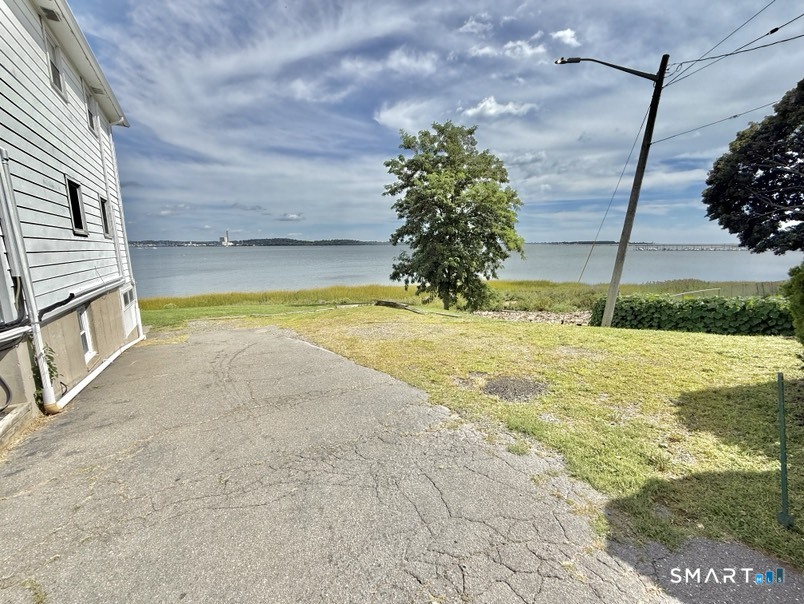 3 Bayview Place West Haven CT 06516