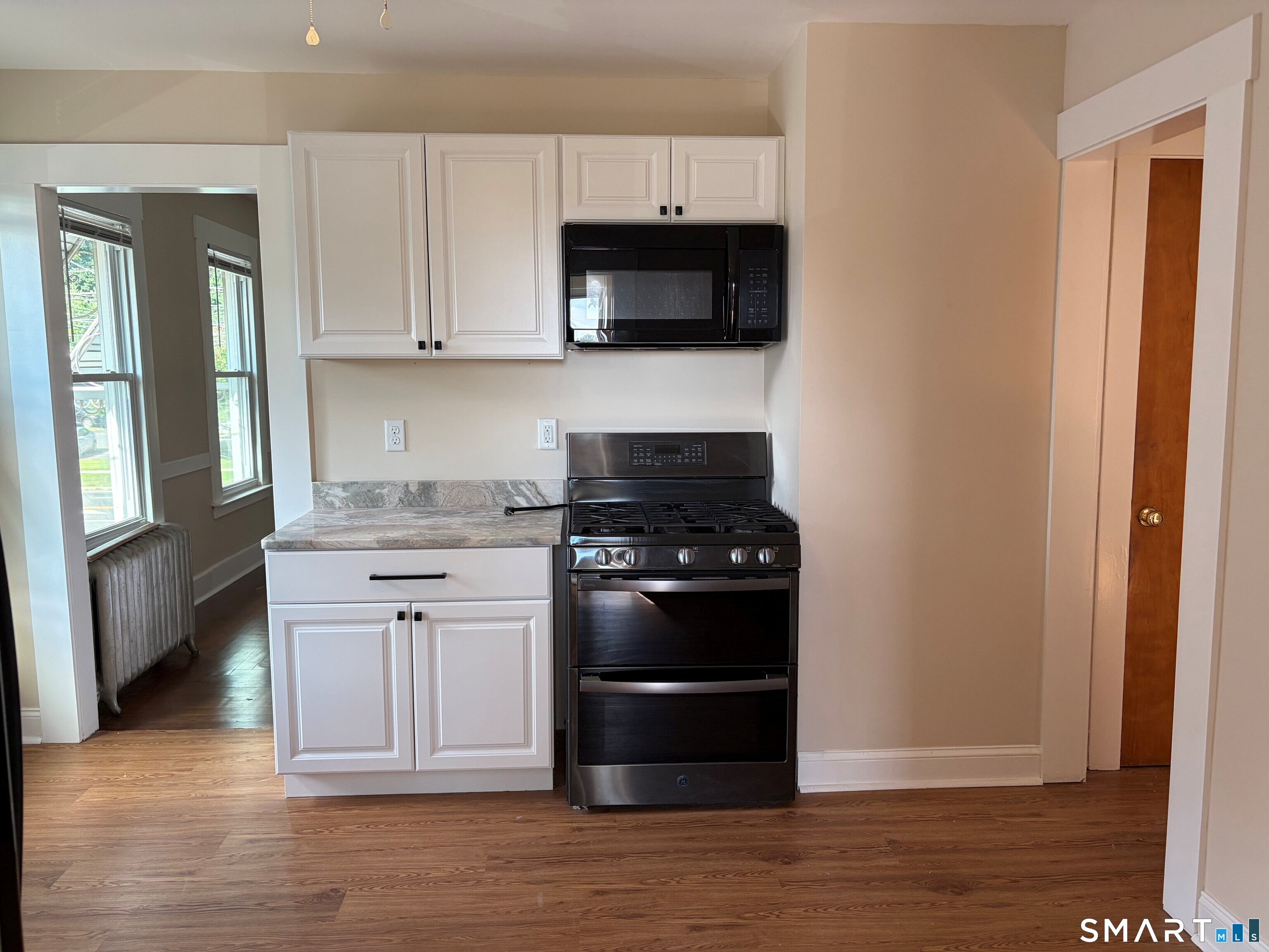 1769 Dixwell Avenue Hamden CT 06514
