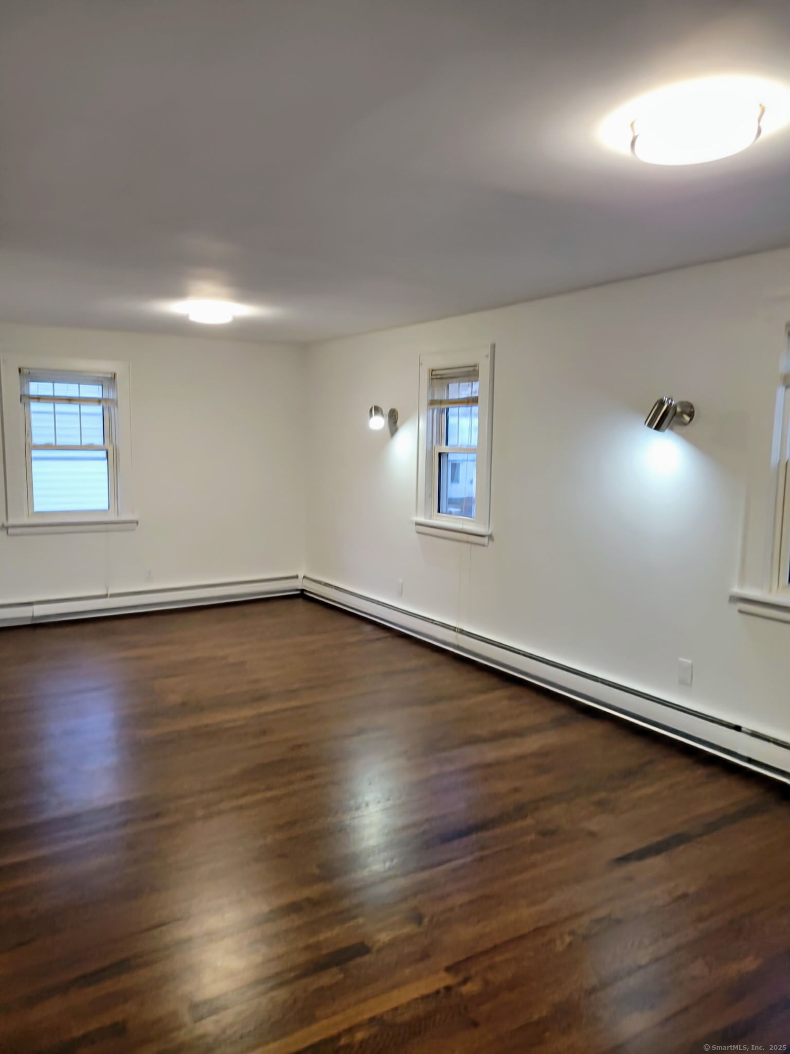 85 Glenwood Avenue Stratford CT 06614