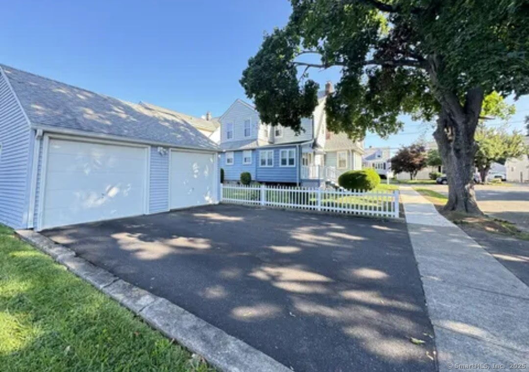 85 Glenwood Avenue Stratford CT 06614