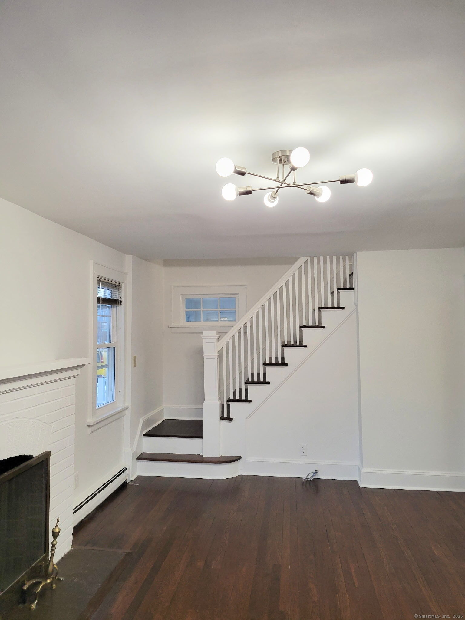 85 Glenwood Avenue Stratford CT 06614