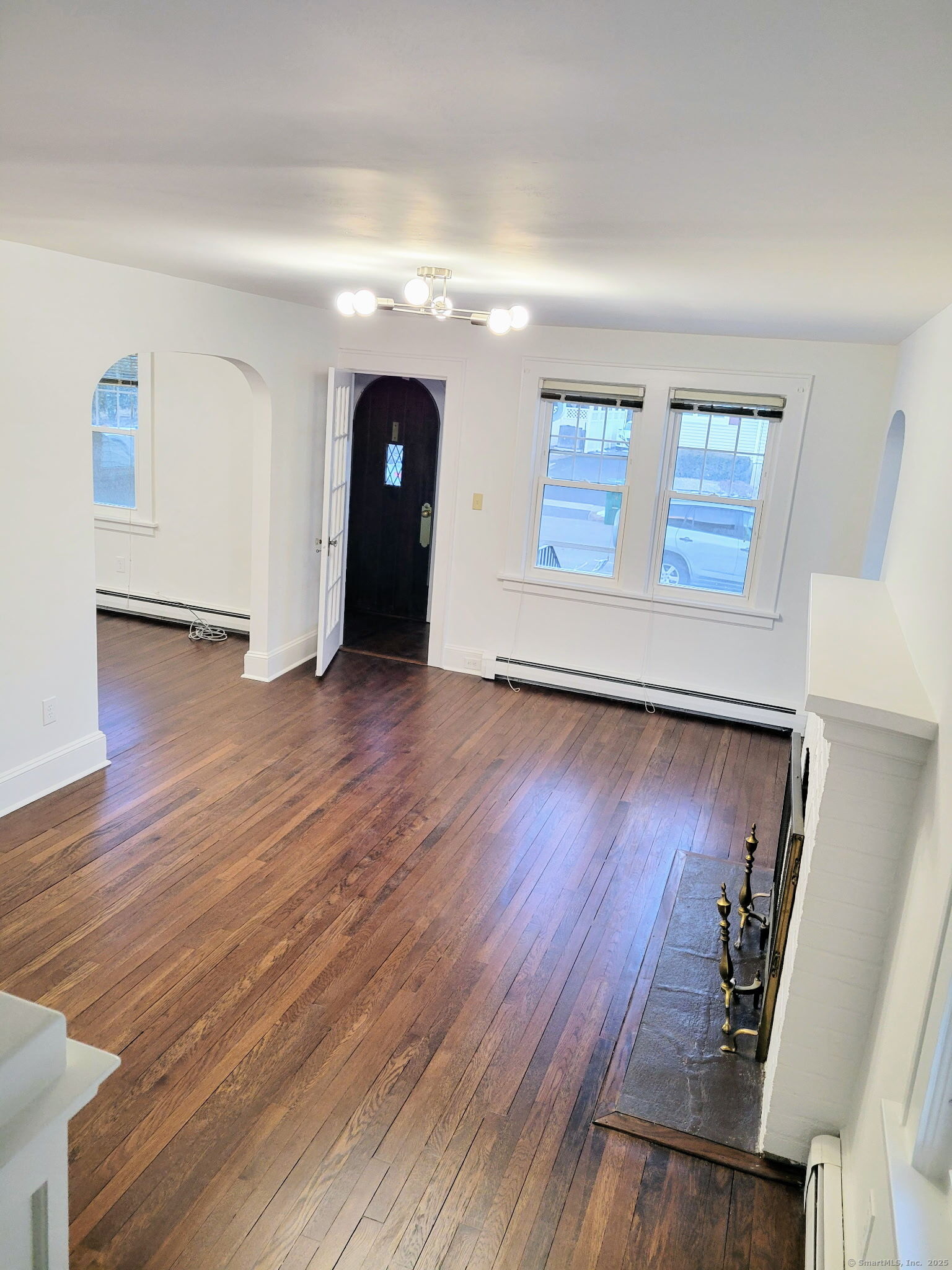 85 Glenwood Avenue Stratford CT 06614