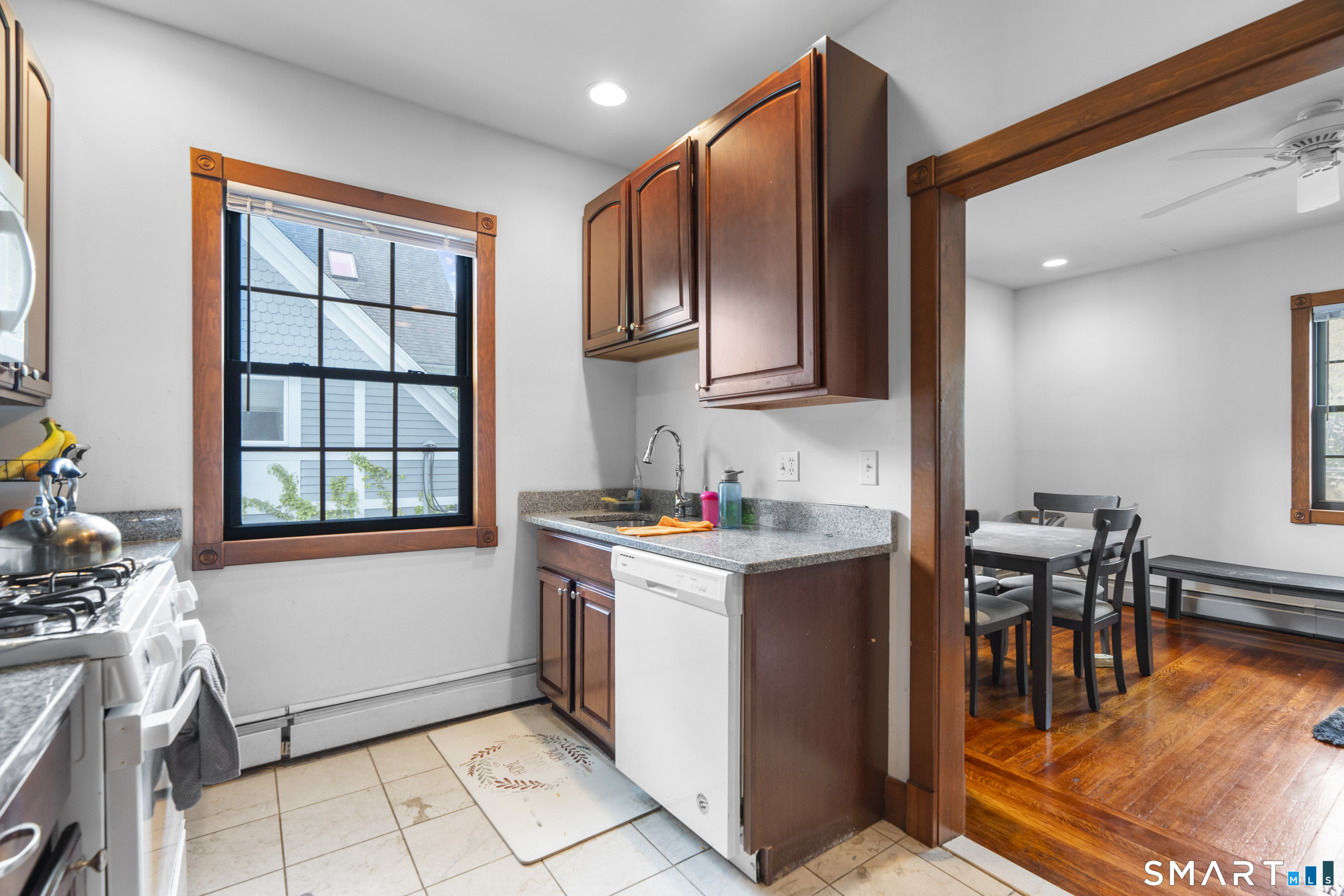 623 Whitney Avenue New Haven CT 06511