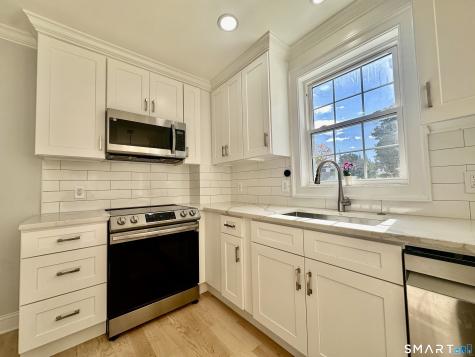 123 East Avenue New Canaan CT 06840