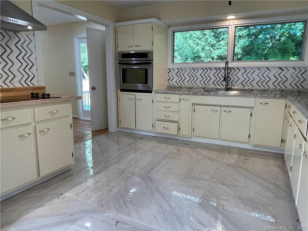 7 Smith Pond Way Ledyard CT 06335