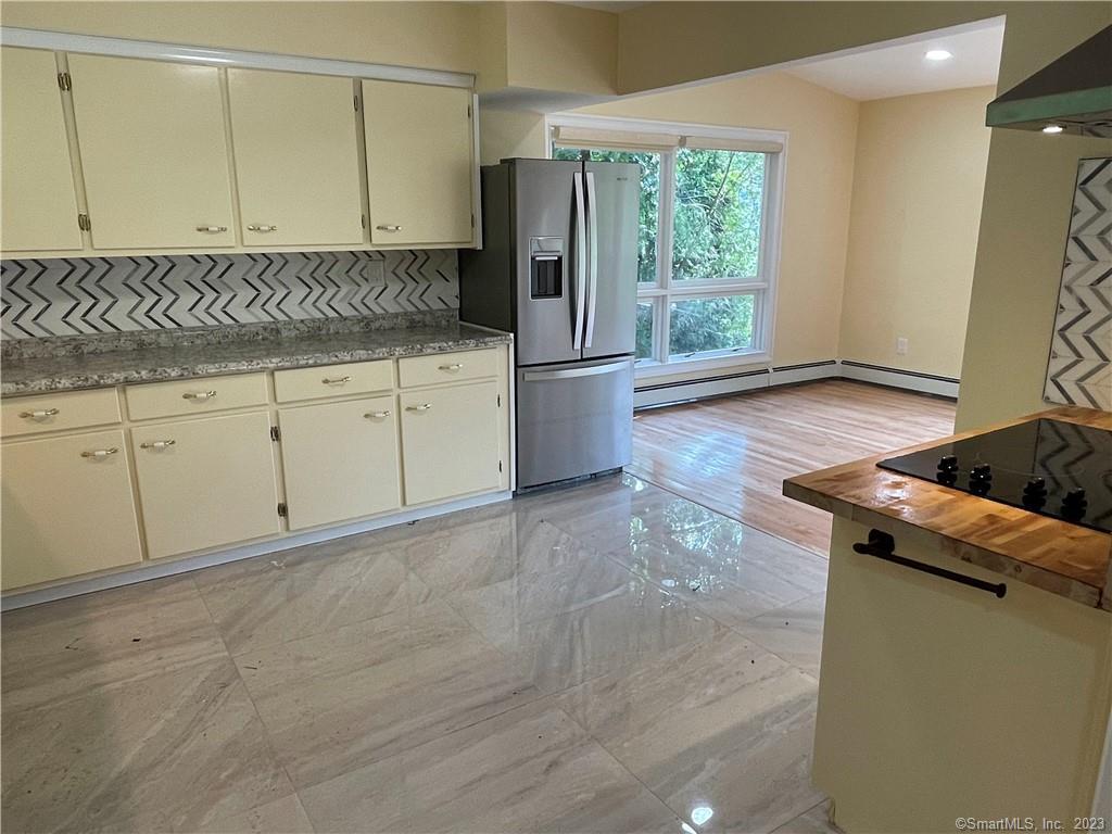 7 Smith Pond Way Ledyard CT 06335