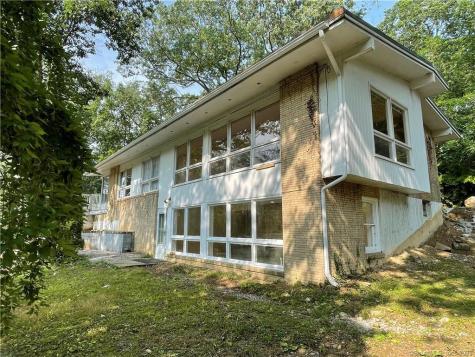 7 Smith Pond Way Ledyard CT 06335