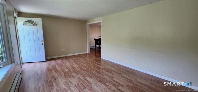7 Sunnieside Court Waterford CT 06385