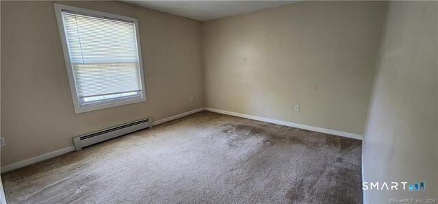 7 Sunnieside Court Waterford CT 06385