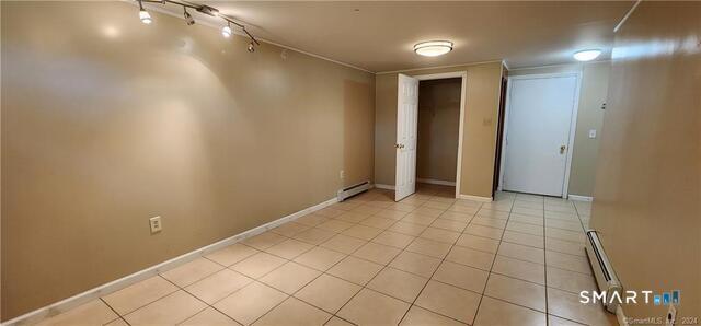 7 Sunnieside Court Waterford CT 06385