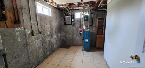 7 Sunnieside Court Waterford CT 06385