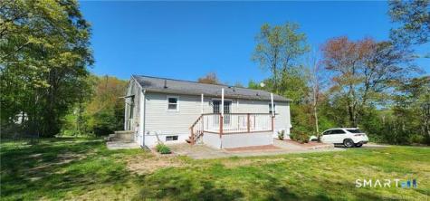 7 Sunnieside Court Waterford CT 06385