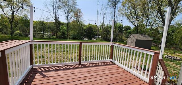 7 Sunnieside Court Waterford CT 06385