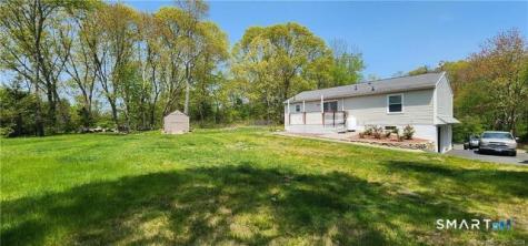 7 Sunnieside Court Waterford CT 06385