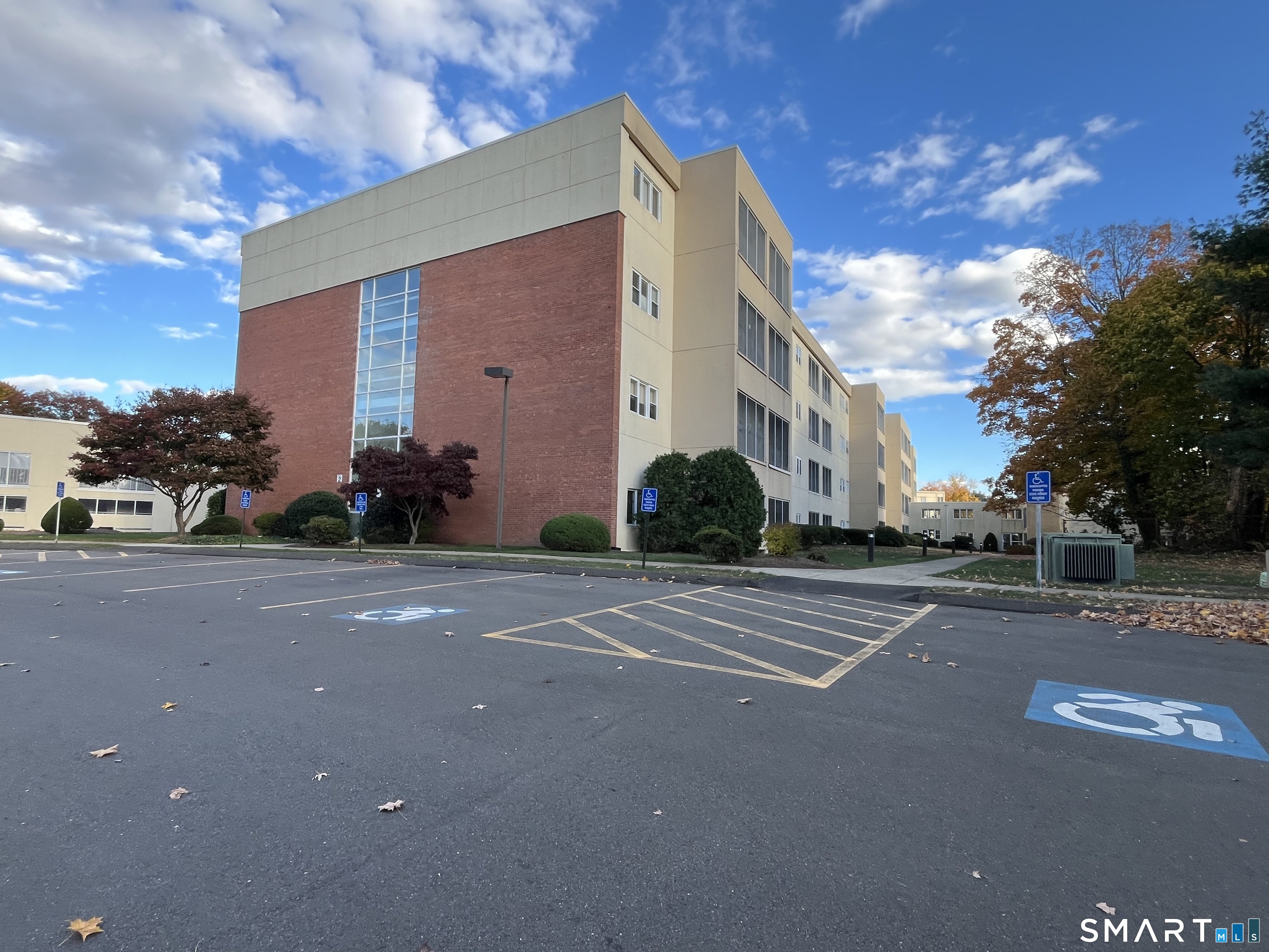 75 Washington Avenue Hamden CT 06518