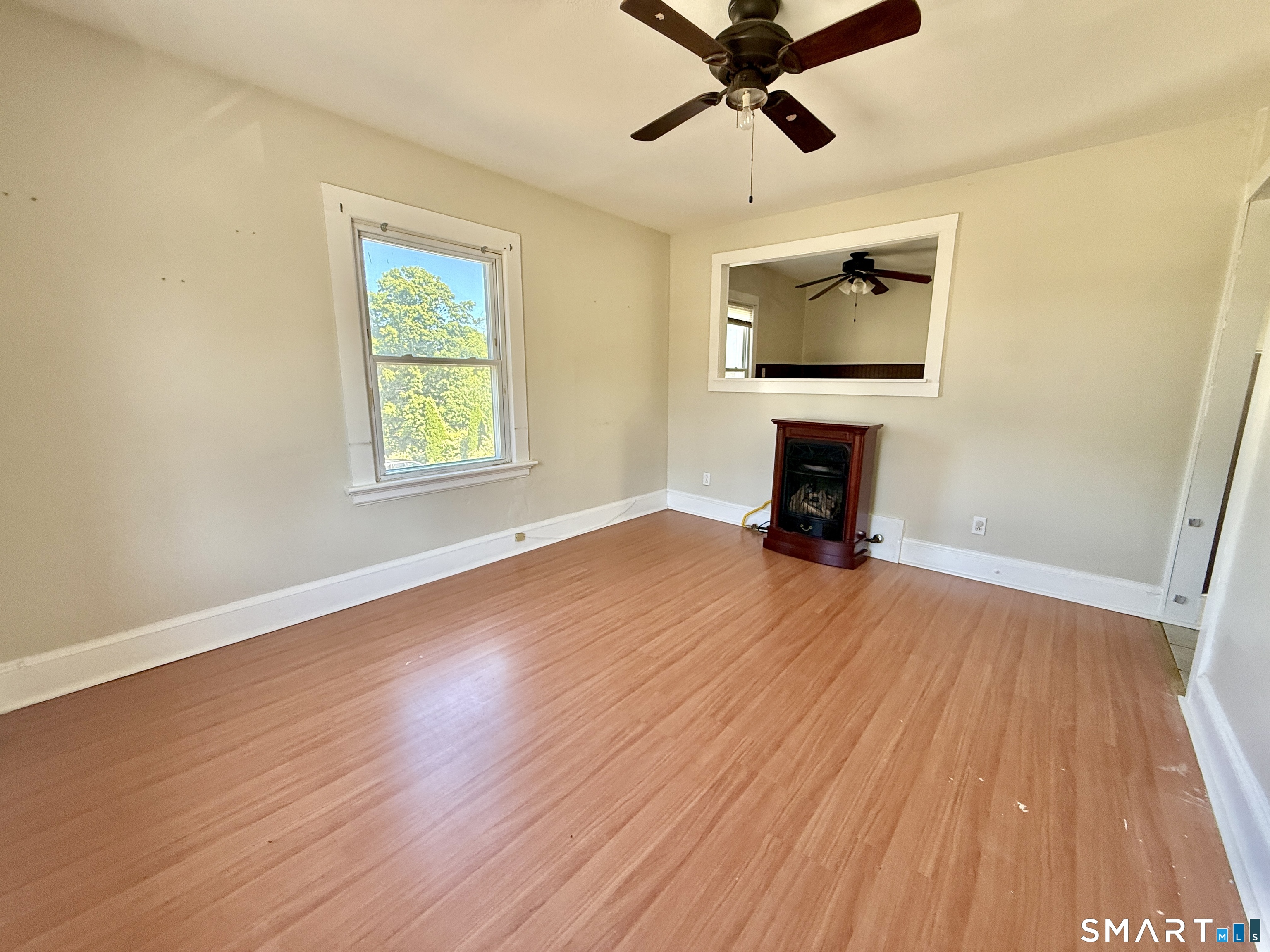 209-211 Davis Street Watertown CT 06779