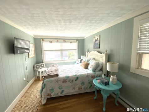 16 Hammock Parkway Clinton CT 06413