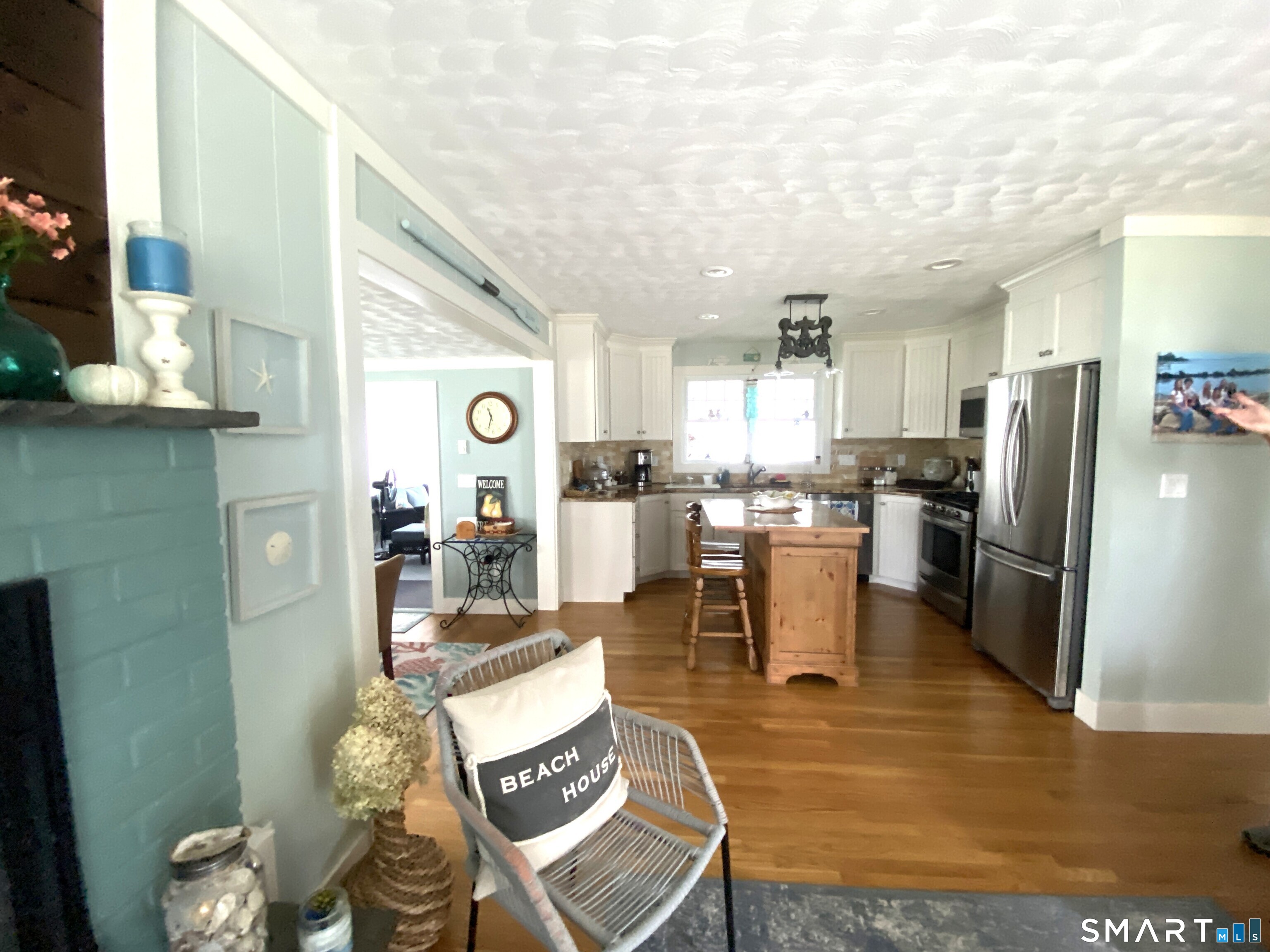 16 Hammock Parkway Clinton CT 06413