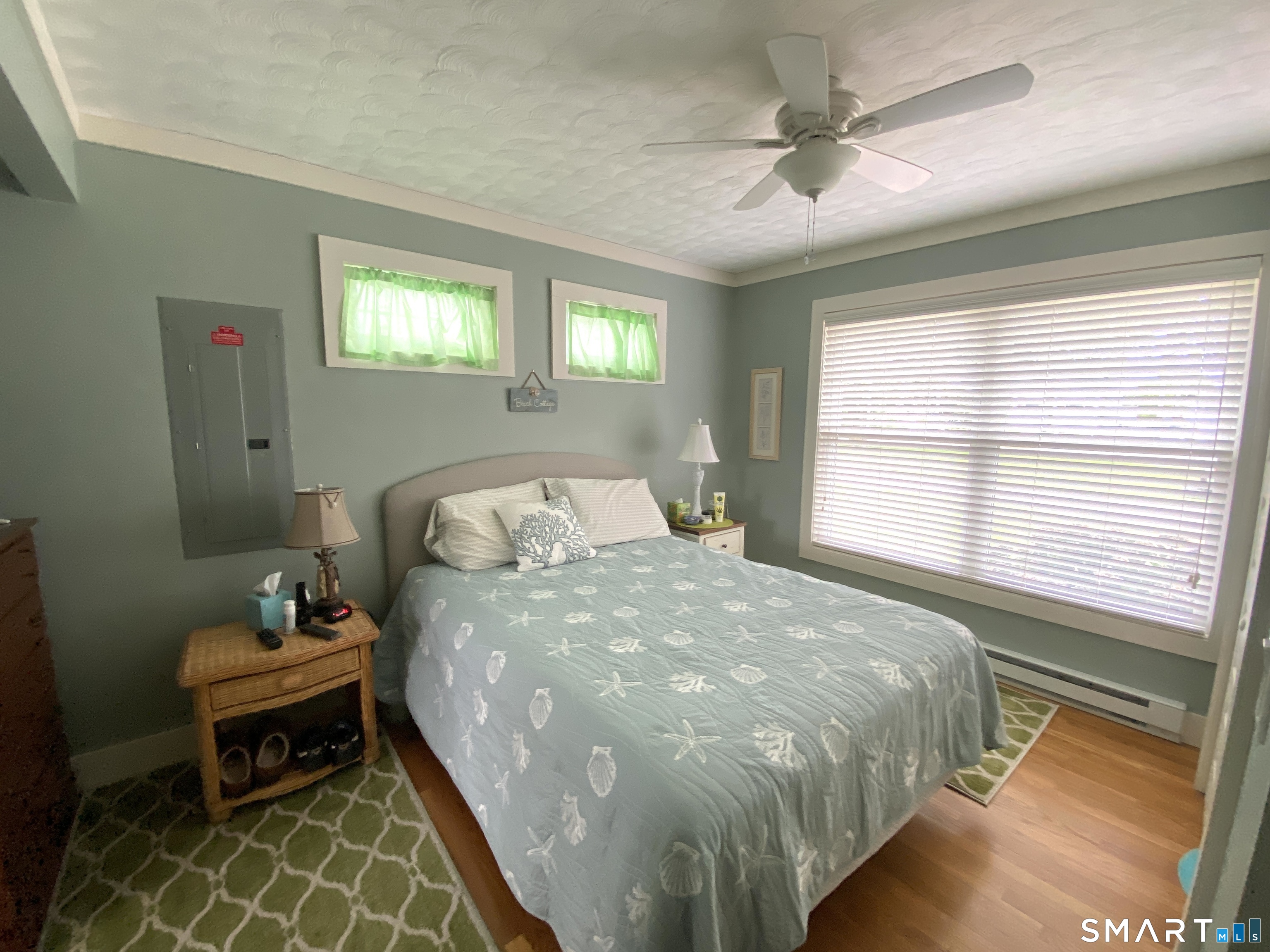 16 Hammock Parkway Clinton CT 06413