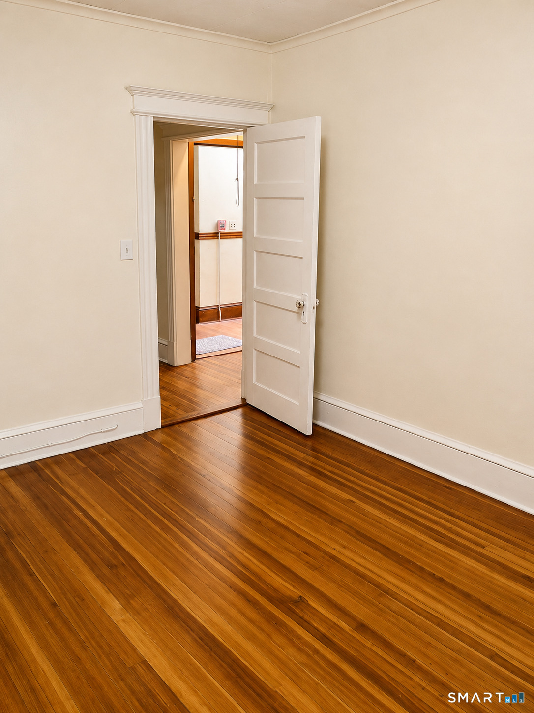 1067 Main Street Manchester CT 06040