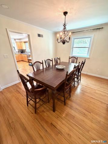 511 Roxbury Road Stamford CT 06902