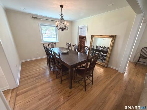 511 Roxbury Road Stamford CT 06902