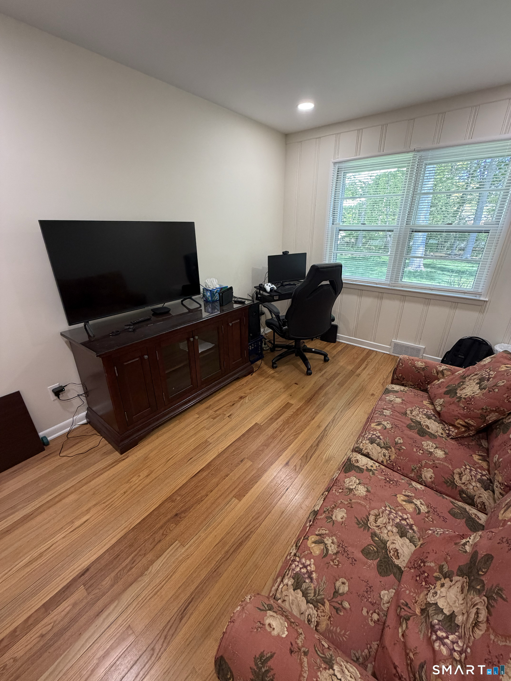 511 Roxbury Road Stamford CT 06902