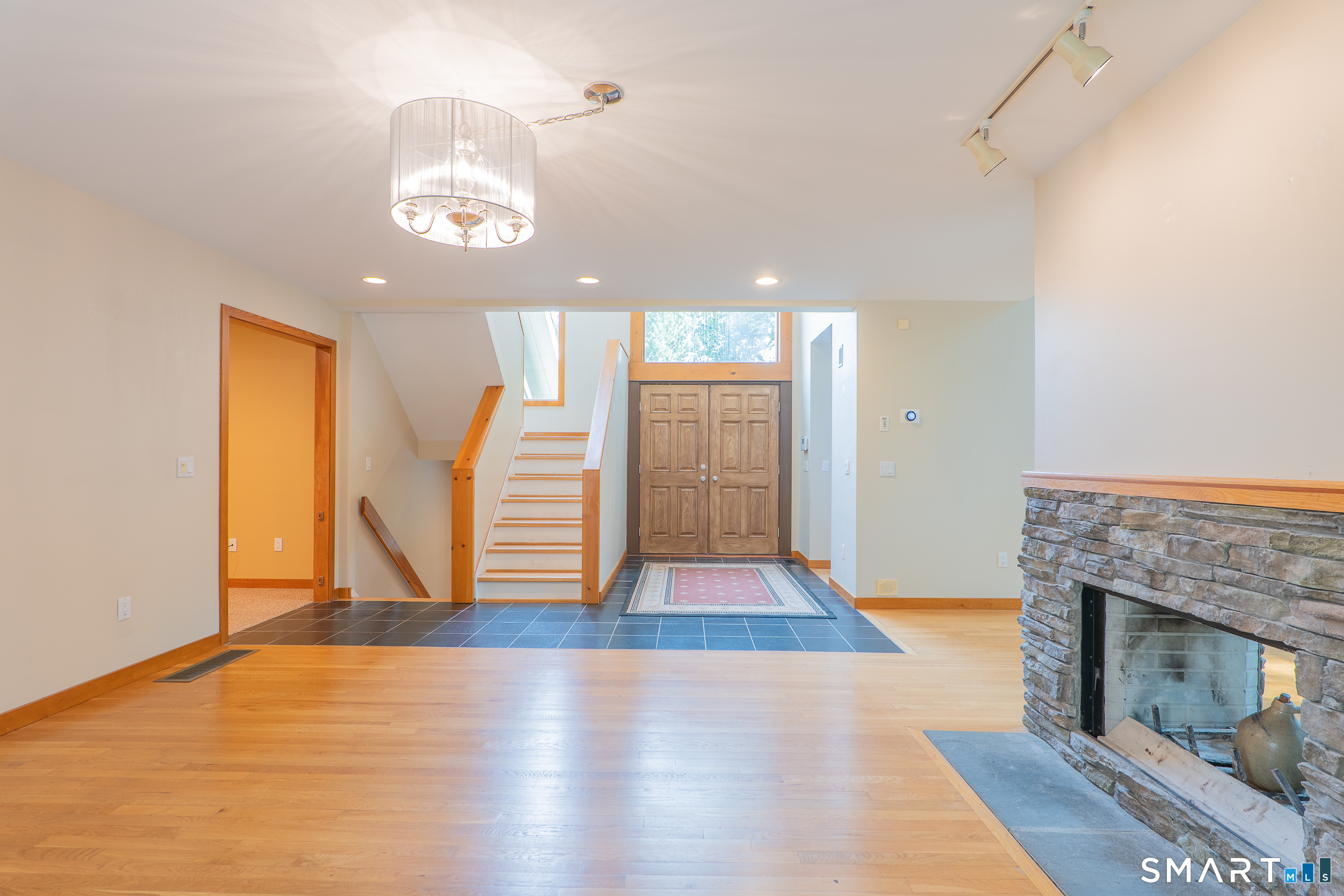 32 Horseshoe Ridge Road Newtown CT 06482