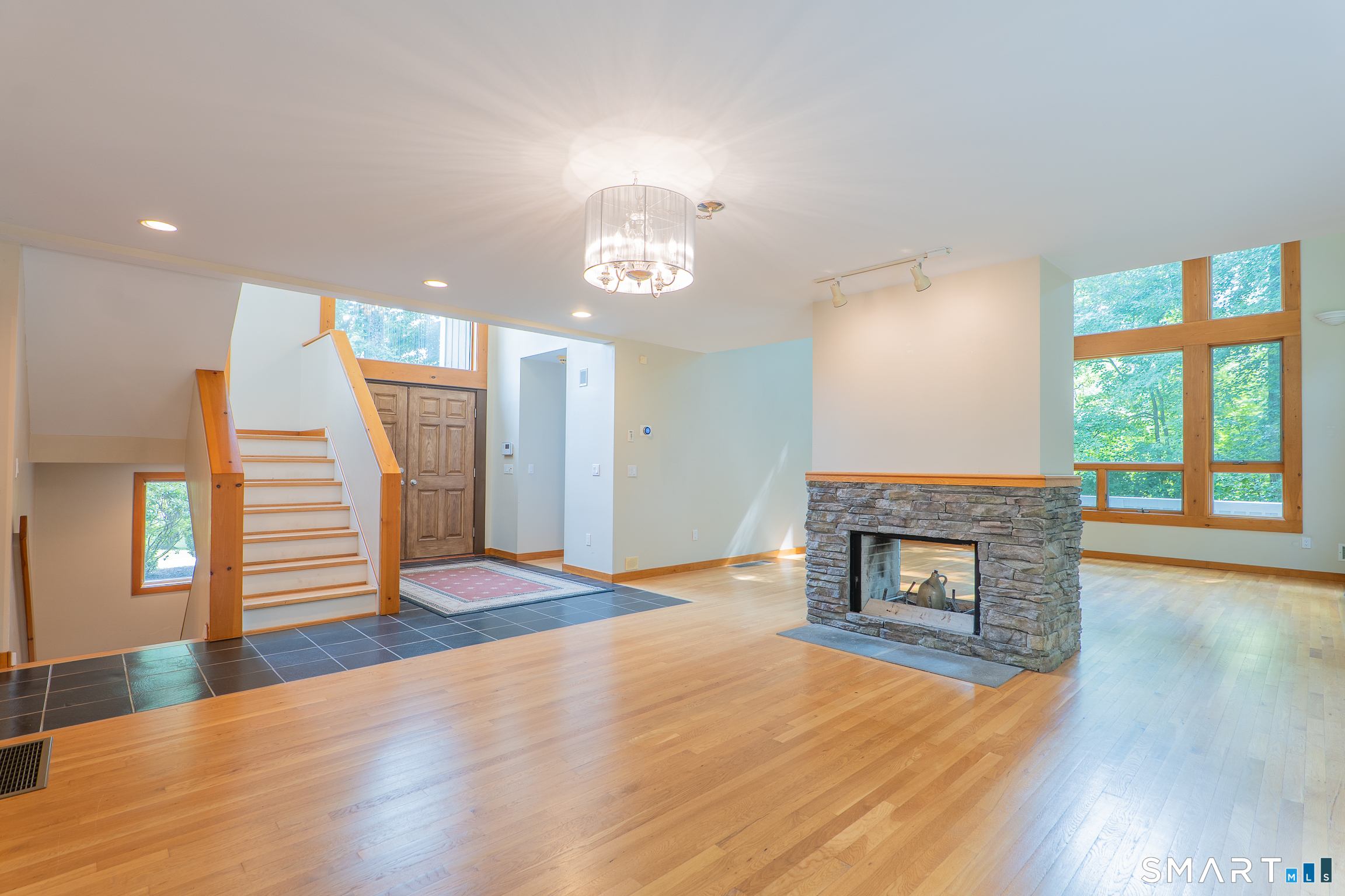 32 Horseshoe Ridge Road Newtown CT 06482