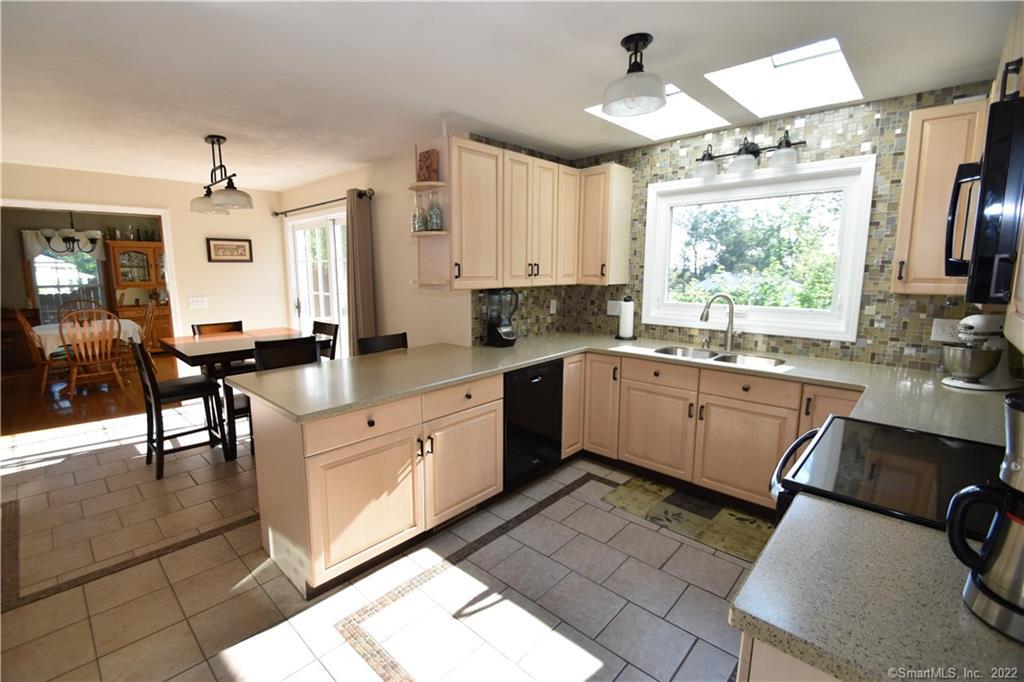 3 Westview Terrace Ellington CT 06029