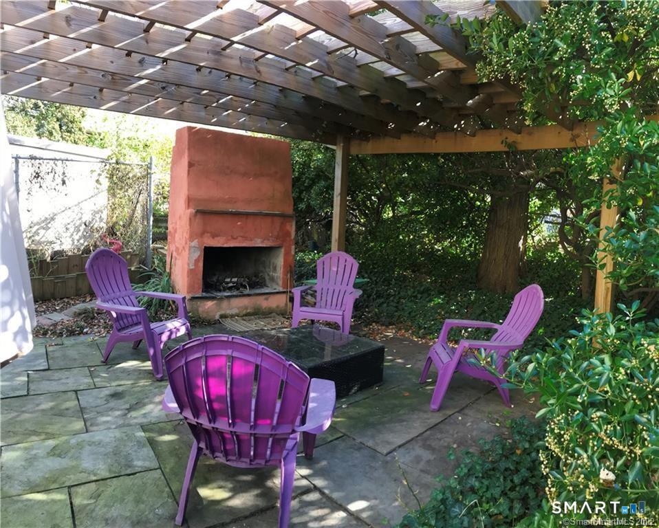 564 Midland Street Bridgeport CT 06605