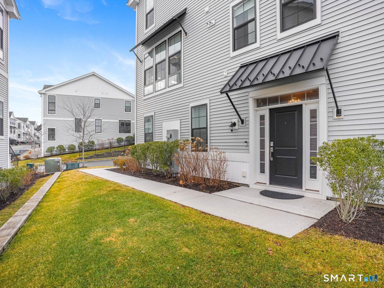 185 Brentwood Circle Danbury CT 06810