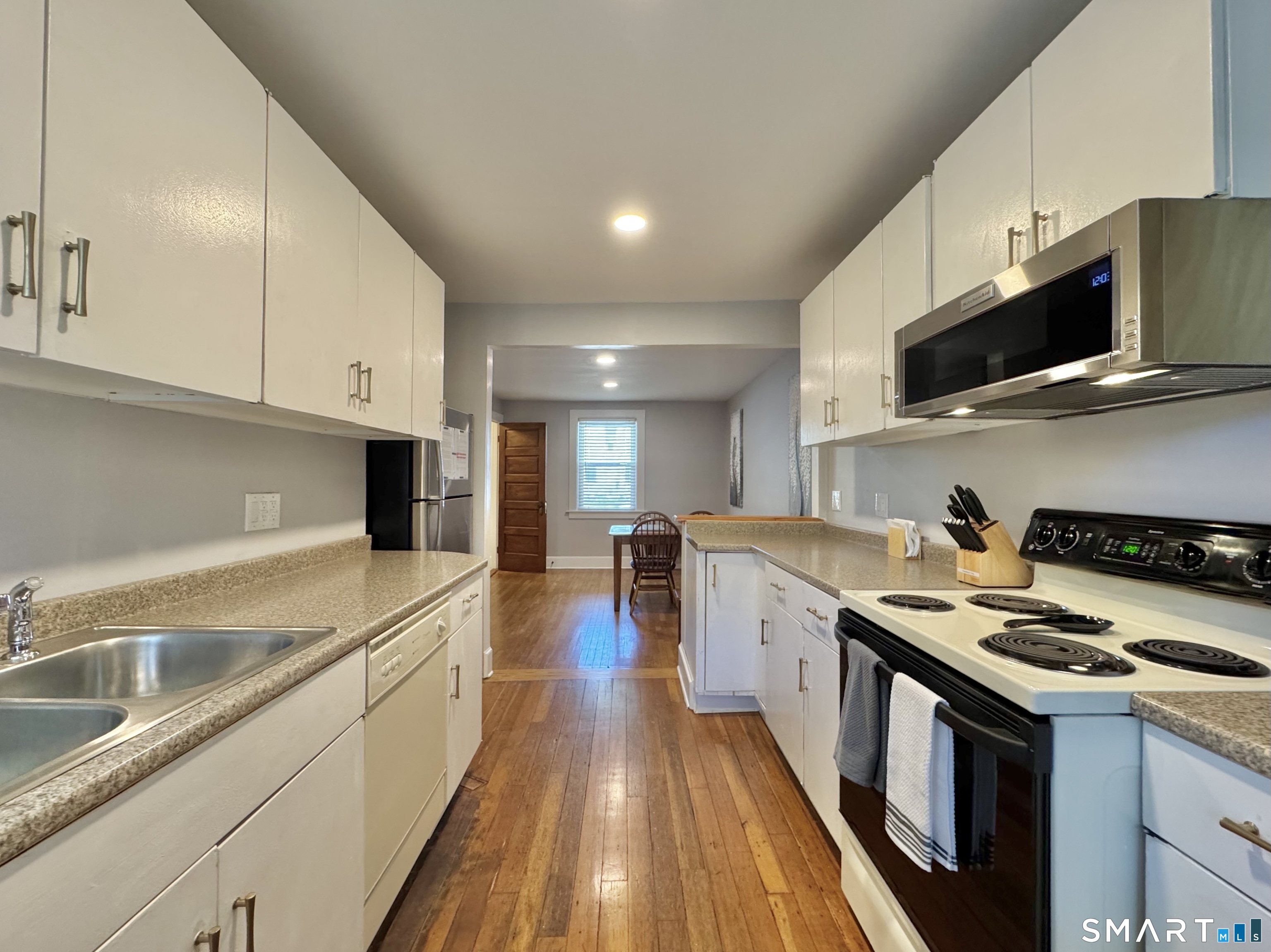 69 Morse Avenue Groton CT 06340