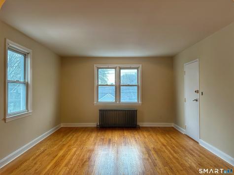 181 Fox Street Bridgeport CT 06605
