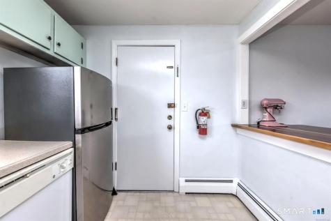 1254 Farmington Avenue Farmington CT 06032