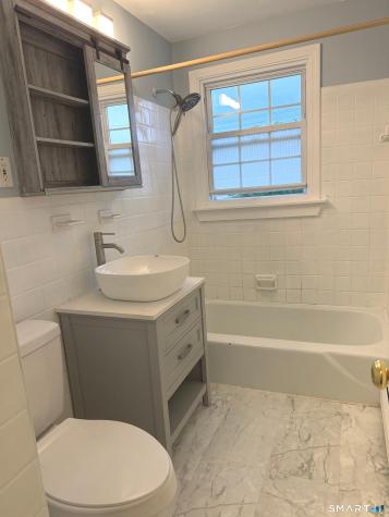 1254 Farmington Avenue Farmington CT 06032