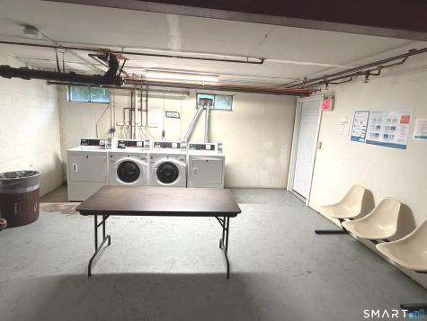 1254 Farmington Avenue Farmington CT 06032