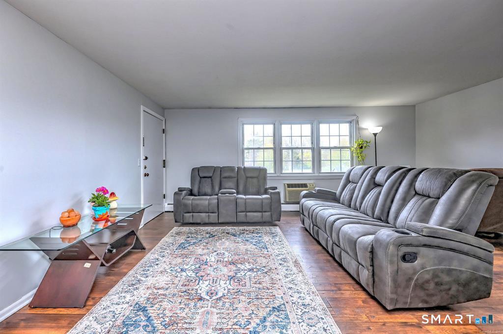 1254 Farmington Avenue Farmington CT 06032