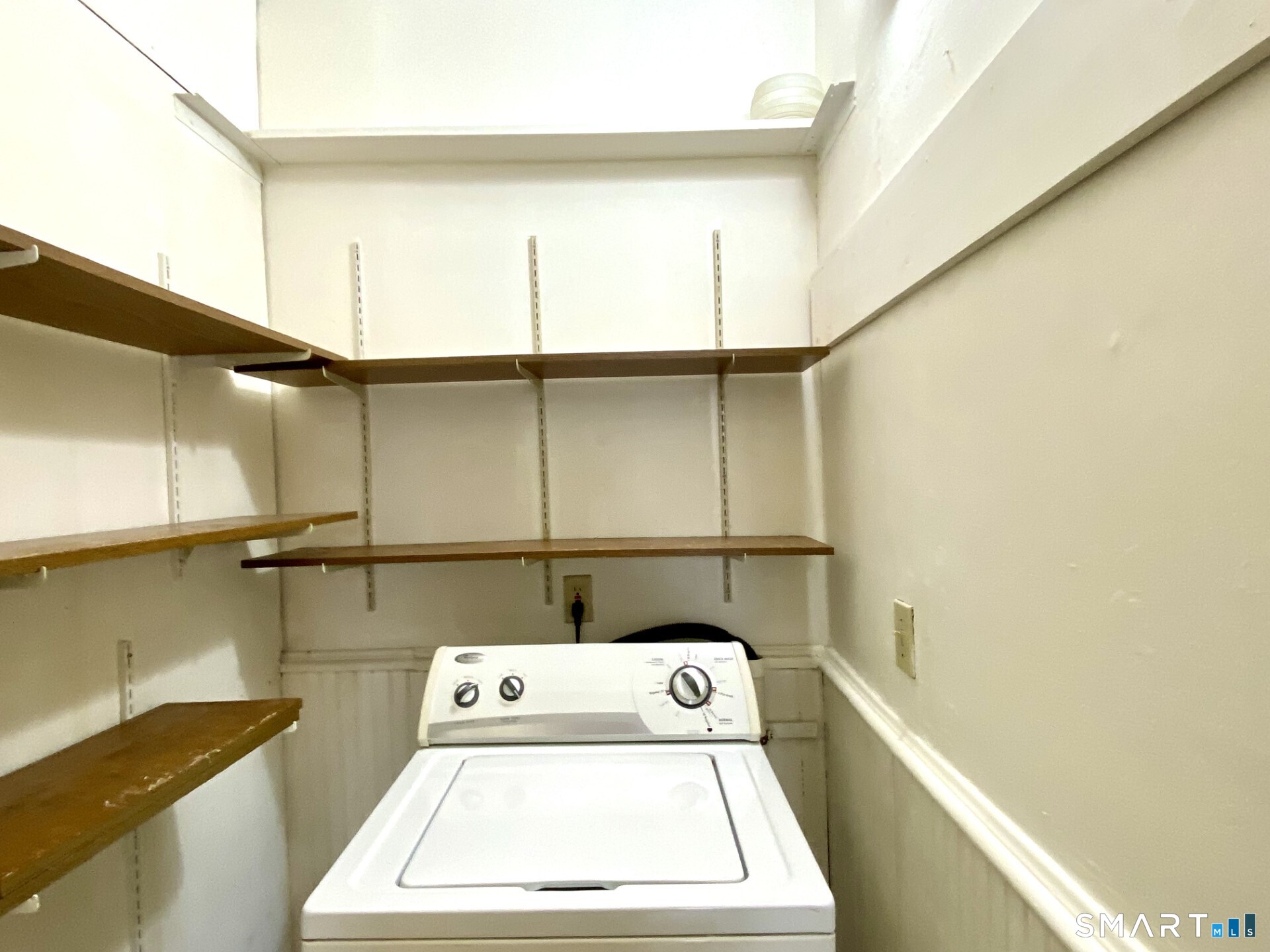 33 Smith Street New Britain CT 06053
